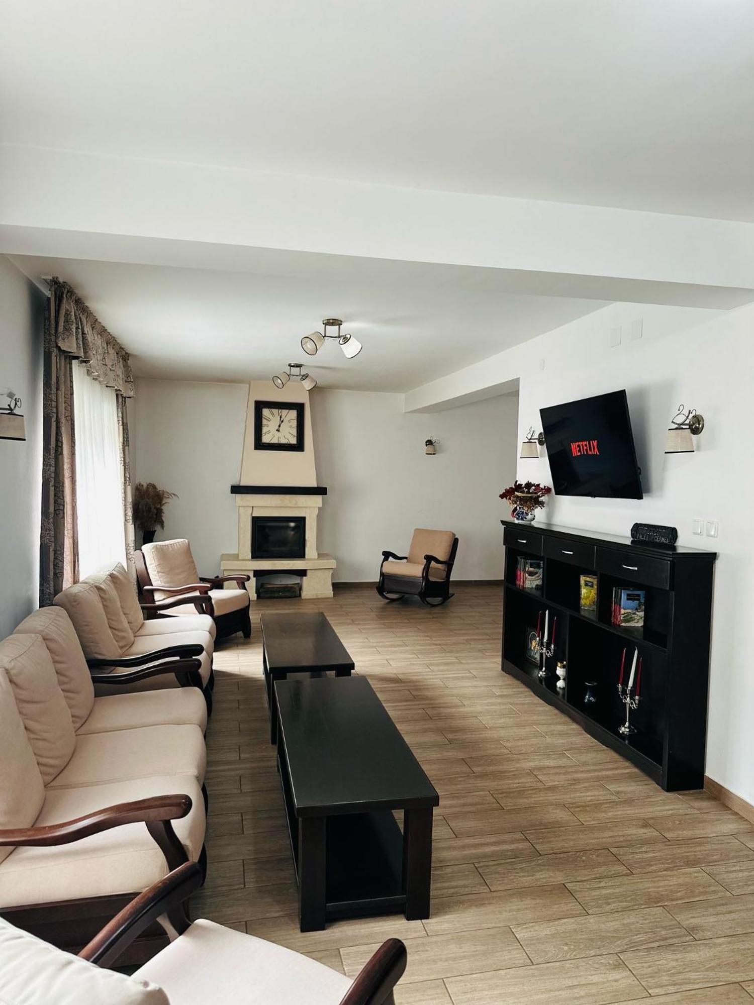 ホテル Casa Valea Cernei Isverna エクステリア 写真