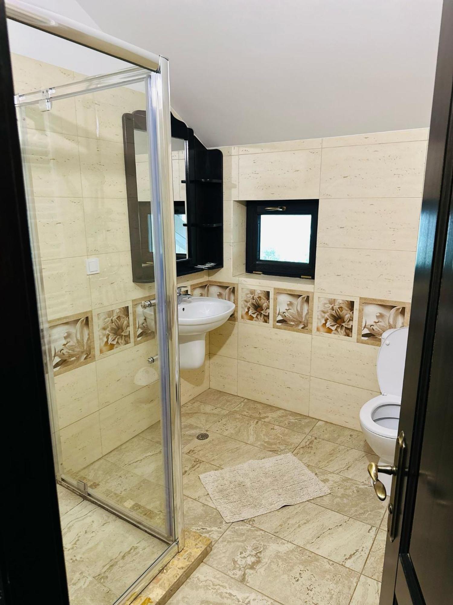 ホテル Casa Valea Cernei Isverna エクステリア 写真